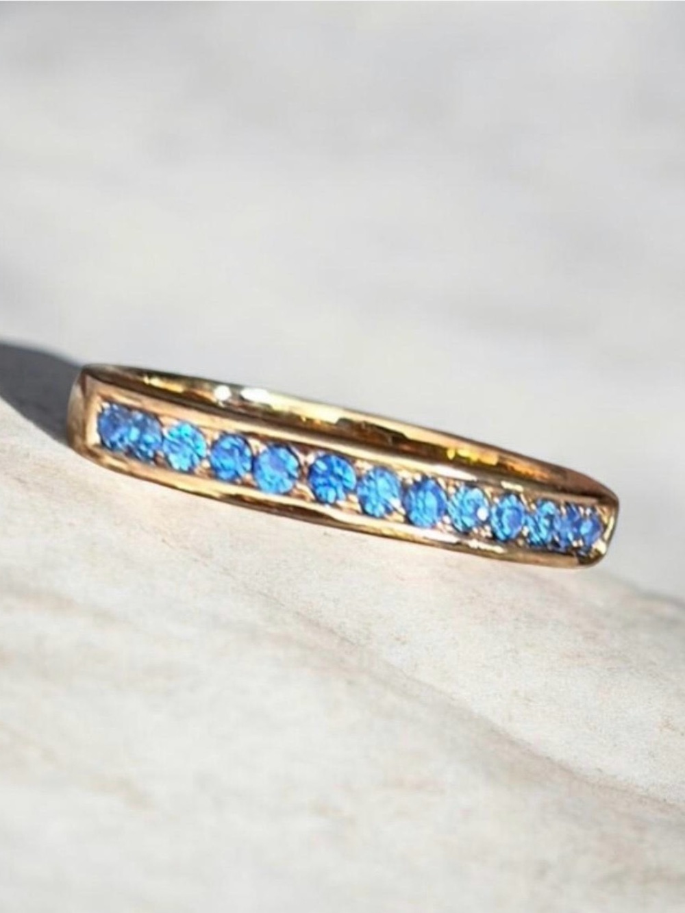 Vintage Avon "Eternal" Sapphire Blue Crystal Gold Channel Set Band Sz6 Ring NIB